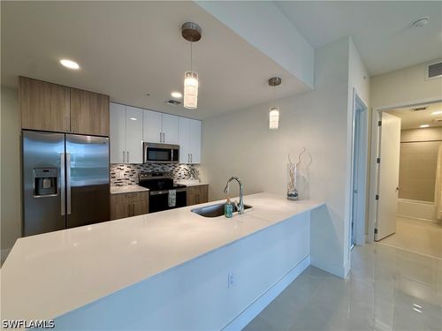a-203-26589 Rosewood Pointe Dr, BONITA SPRINGS, FL, 34135-7590 | Card Image