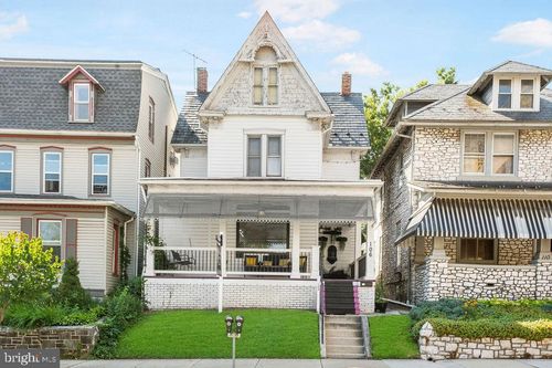 106 W Broadway, RED LION, PA, 17356-2104 | Card Image