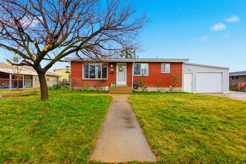 621 Paul Ave, Layton, UT, 84041-1935 | Card Image