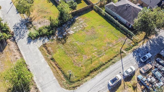 NW view of corner lot 10 and lot of Sam Wilson St. | Image 10