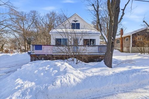 14 Cross St, Weymouth, MA, 02189-1938 | Card Image