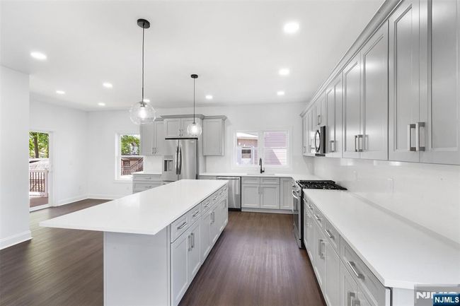 4 - 400-04 Grant Ave, House other with 4 bedrooms, 4 bathrooms and null parking in Plainfield NJ | Image 6