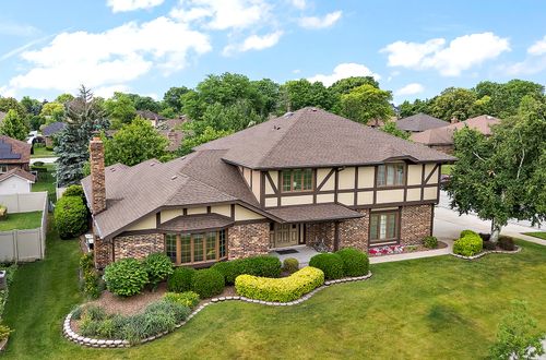 8257 Chertsey Ct, Orland Park, IL, 60462-2810 | Card Image