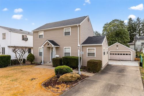 636 Constitution Cir, Clairton, PA, 15025-1047 | Card Image