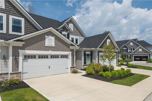 32-508 Matera Ct, Avon Lake, OH, 44012-2690 | Card Image