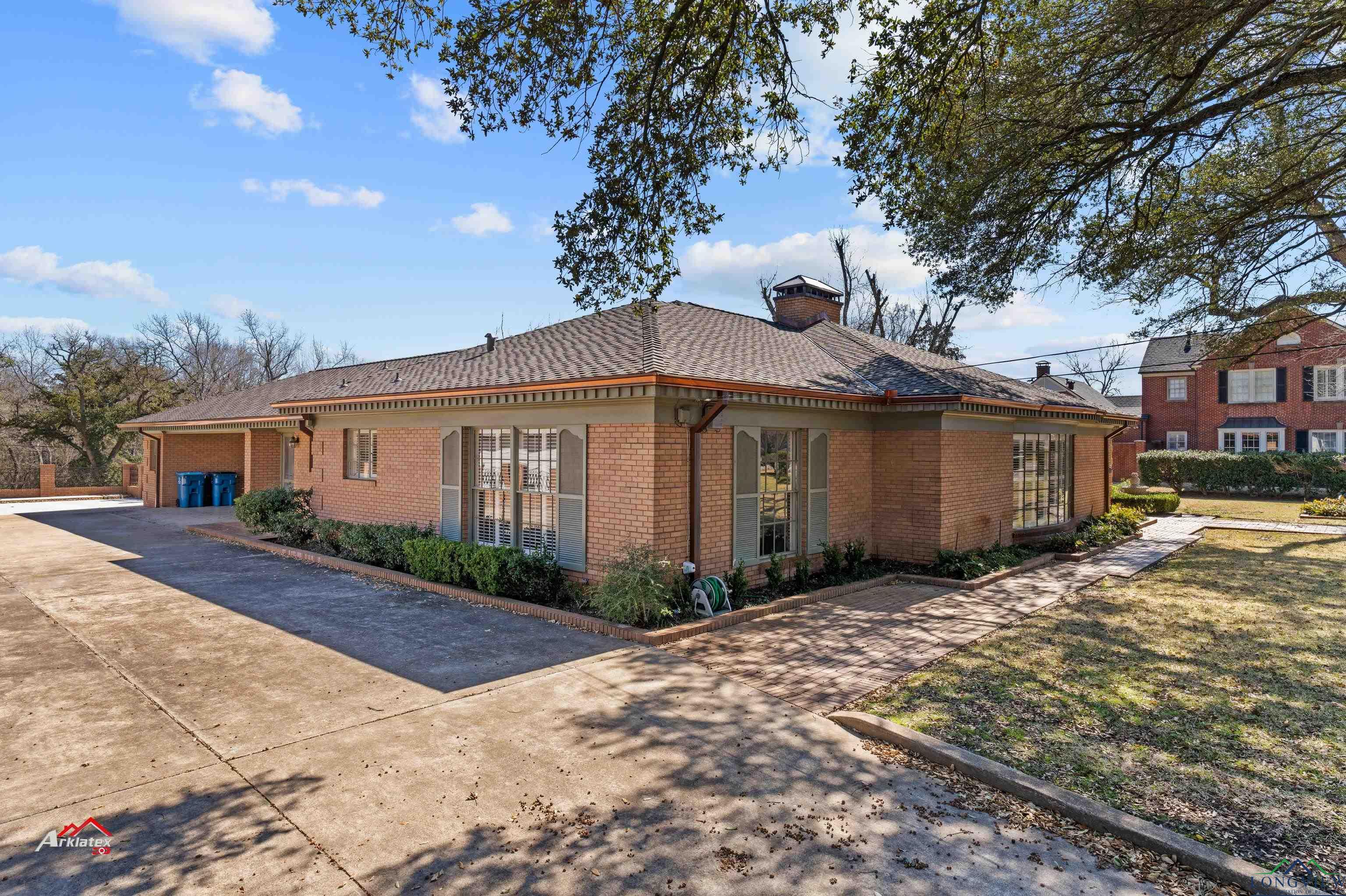 Main St, Henderson, TX 75654
