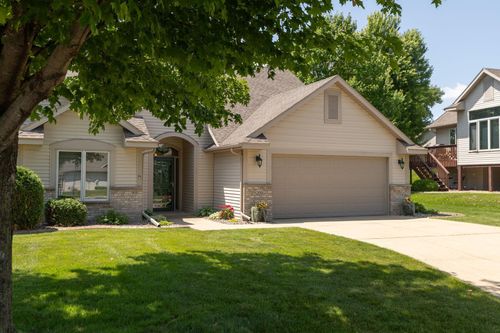 5209 Goodview Ln Nw, Rochester, MN, 55901-2935 | Card Image