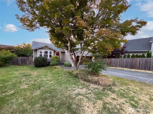 12531 81st Place Ne, Kirkland, WA, 98034 | Card Image