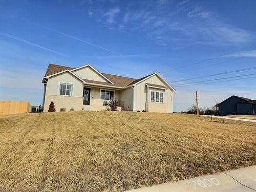 7000 E Pheasant Ridge St, Bel Aire, KS, 67226-7695 | Card Image