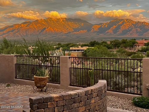 1995 S Via Ventana A La Montana, Green Valley, AZ, 85622-8356 | Card Image