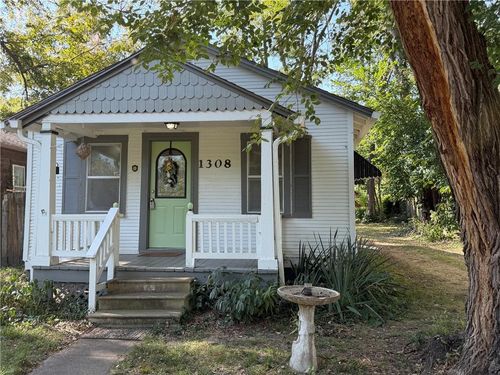 1308 Oak Hill Ave, Lawrence, KS, 66044-3636 | Card Image