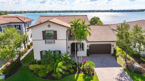 8720 Watercrest Cir W, Parkland, FL, 33076-2689 | Card Image