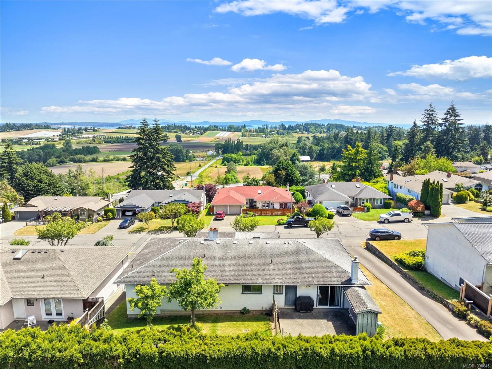 Residential in Central Saanich 4