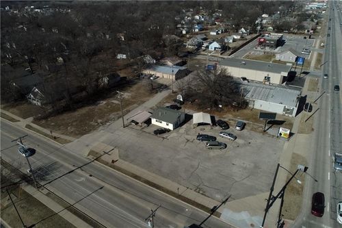 2007 N Broadway St, Pittsburg, KS, 66762-2826 | Card Image