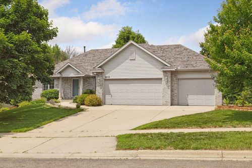 1816 Michigan Dr, Northfield, MN, 55057-4835 | Card Image