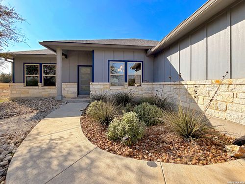 381 Monarch, Canyon Lake, TX, 78133-2151 | Card Image