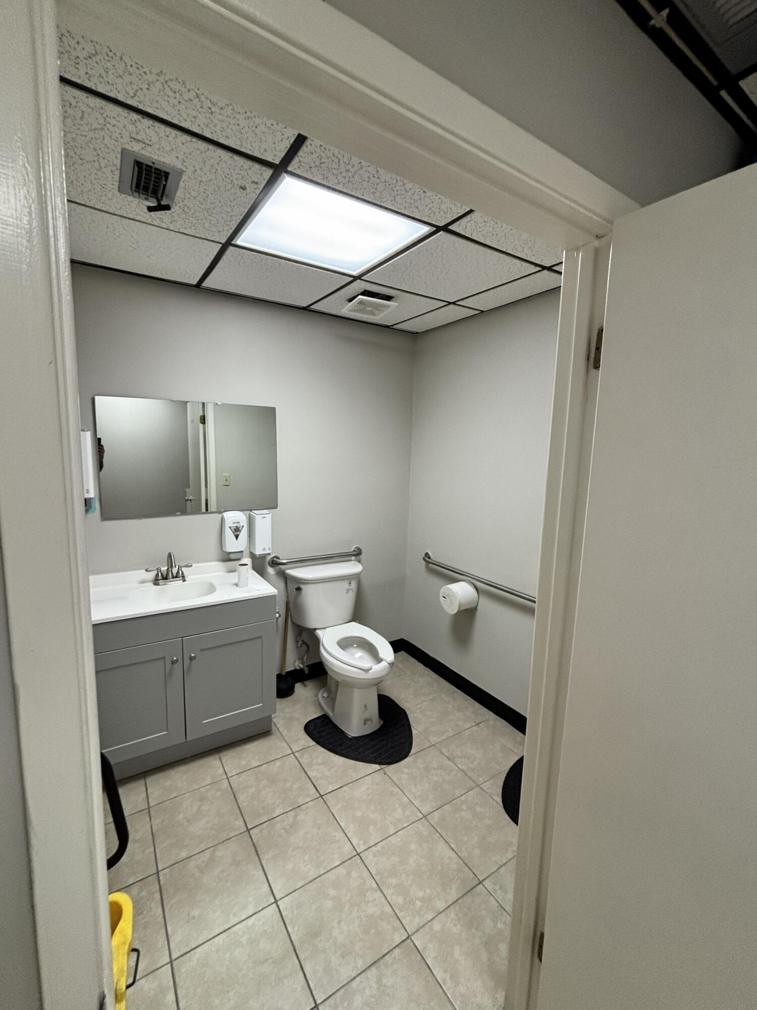 Commercial Lease in Fort Walton Beach 2