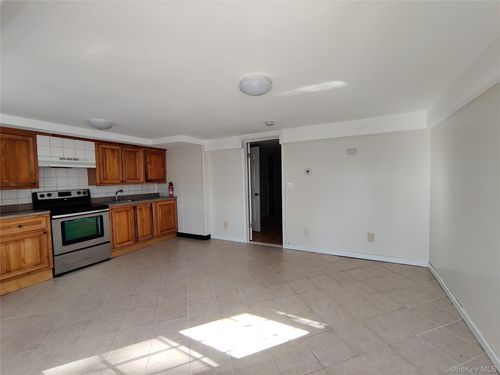 apt-9c-136 Stringham Rd, Lagrangeville, NY, 12540-5506 | Card Image