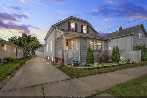 738 W 5th Avenue, OSHKOSH, WI, 54902 | Card Image
