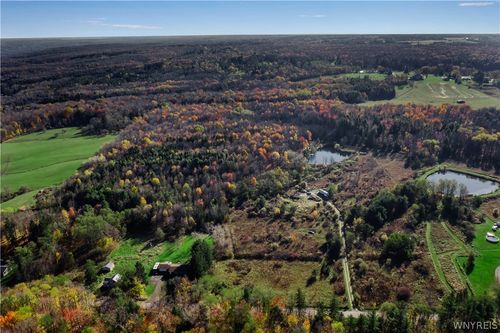 v/l Cornwall Road, Aurora, NY, 14052 | Card Image