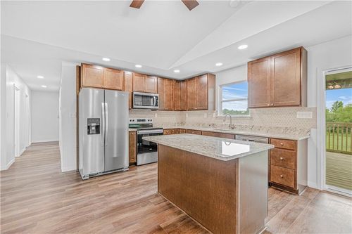 123 Nw 171st Rd, Warrensburg, MO, 64093-7678 | Card Image