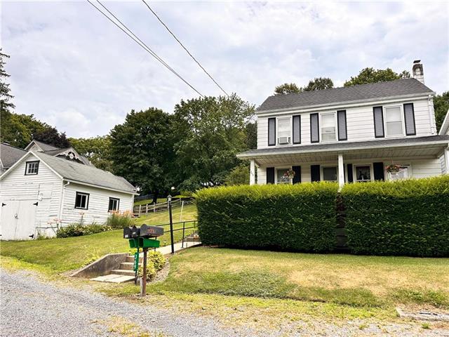 Pool Rd, Northampton, PA 18067