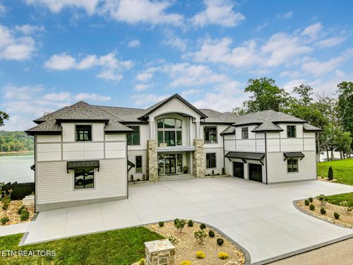 201 Crown Jewel Ln, La Follette, TN, 37766-6485 | Card Image