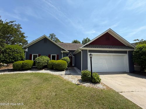 1123 Mill Run Rd, Sneads Ferry, NC, 28460-9123 | Card Image
