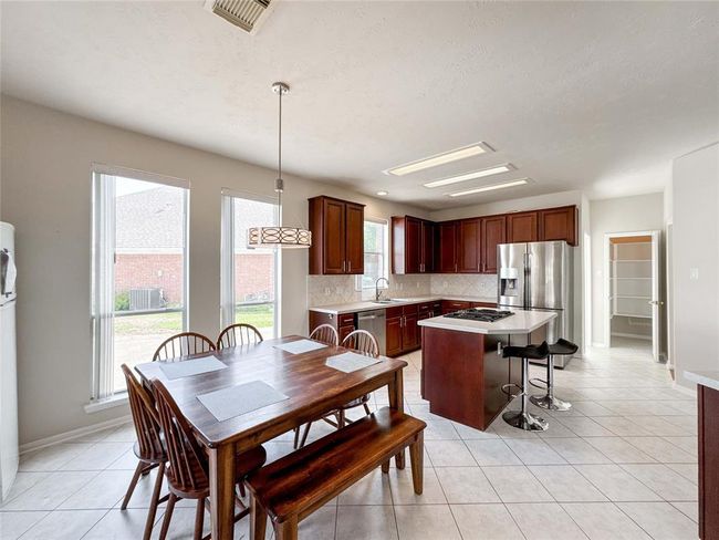 3106 Alexandros Ct, House other with 5 bedrooms, 4 bathrooms and 2 parking in Pearland TX | Image 10