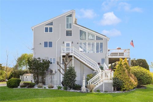 84 Dundas Ave, Warwick, RI, 02889-4104 | Card Image