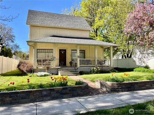 213 E Oak St, Dayton, WA, 99328-1539 | Card Image