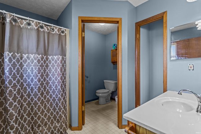 5135 W 100 N, House other with 3 bedrooms, 3 bathrooms and null parking in Kokomo IN | Image 15