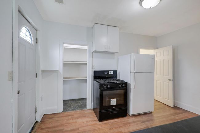 8710Photography-Web-Friendly-483-Como-Avenue-Saint-Paul-MN-55103-13.jpg | Image 13