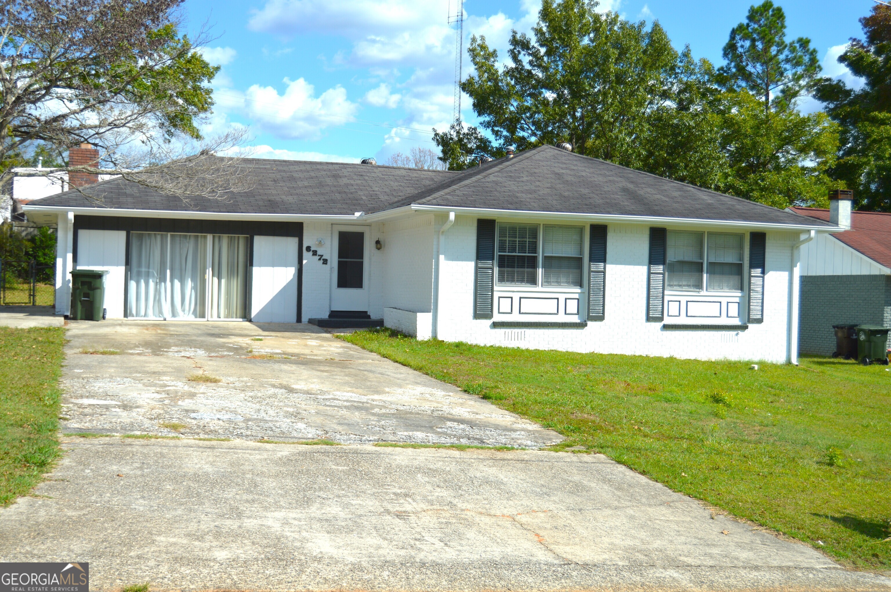 Graceland Cir, Morrow, GA 30260