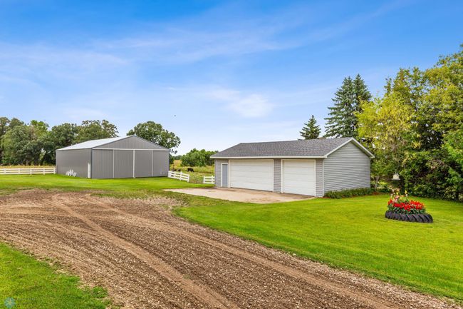 3 Stall Garge | Image 5