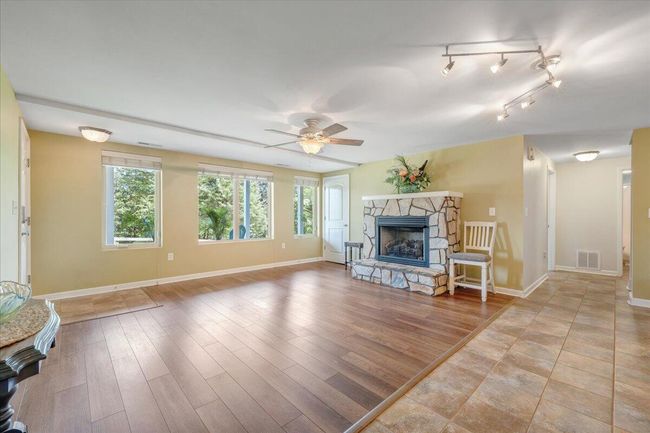 Masonary Fire Place | Image 30