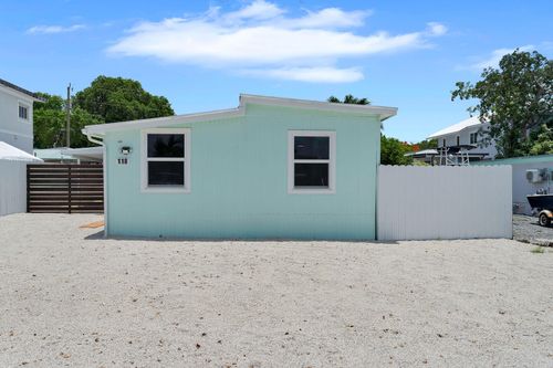 118 1st Ct, Key Largo, FL, 33037-2604 | Card Image