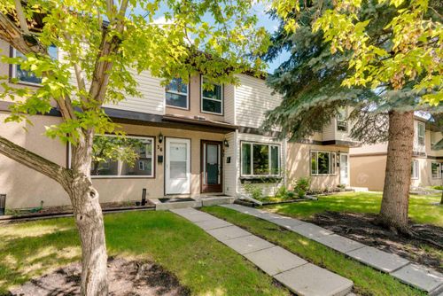 37-630 Sabrina Rd Sw, Calgary, AB, T2W2N7 | Card Image
