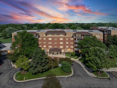 407b-720 Creekside Dr, Mount Prospect, IL, 60056-6378 | Card Image