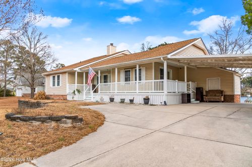 9209 Hornigold Ave, Oriental, NC, 28571-9688 | Card Image