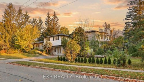 165 Carlson Dr, Newmarket, ON, L3Y3H2 | Card Image