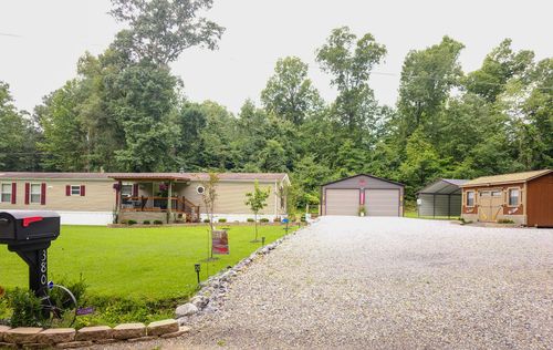380 Upchurch Dr, Buchanan, TN, 38222-4017 | Card Image