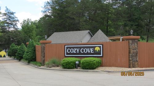 7808 Cozy Cove Rd, Branson, MO, 65616-8773 | Card Image