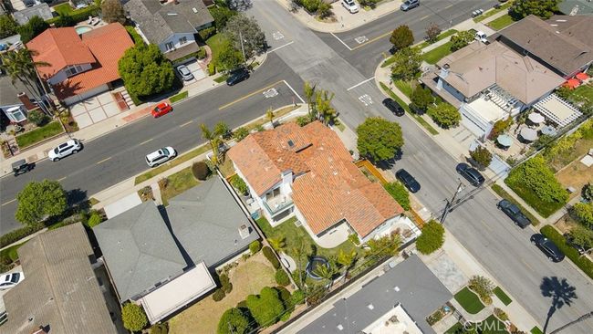 1660 Catalina Ave, House other with 3 bedrooms, 3 bathrooms and 1 parking in Seal Beach CA | Image 53