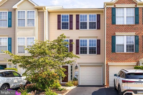 501 Joshua Ct, NORTH WALES, PA, 19454-1471 | Card Image