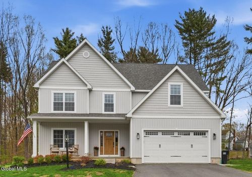 51 B Bayberry Dr, Halfmoon, NY, 12065 | Card Image