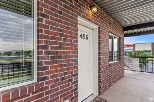 456 W Main St, Santaquin, UT, 84655-7168 | Card Image