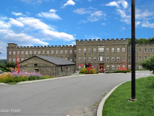 ste-213-8 Silk Mill Dr, Hawley, PA, 18428-1413 | Card Image