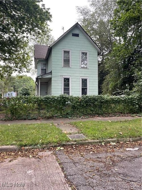 6701 Hope Ave, Cleveland, OH, 44102-5313 | Card Image