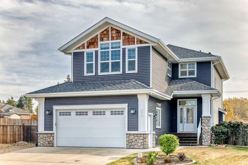 4817 39 St, Ponoka, AB, T4J0B6 | Card Image